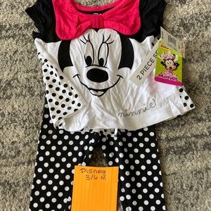 DISNEY OUTFIT NWT!